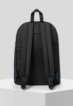 Eastpak Unisex OUT OF OFFICE Sac à Dos Triple Denim -Eastpak Sacs Magasin 227167f0a9934d6b8dd0c9dbf3f0795f