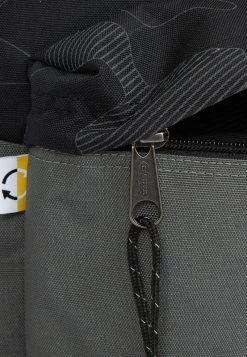 Eastpak Unisex PADDED PAKR Sac à Dos Resist W Z4 -Eastpak Sacs Magasin 23cff0ee02874c6eb7c62064f153eeb5