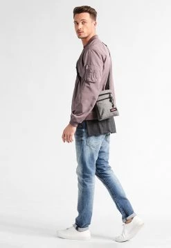 Eastpak Unisex RUSHER Sac Bandoulière Sunday Grey