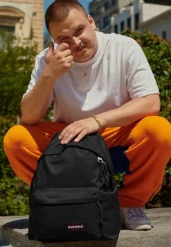 Eastpak PADDED PAK'R/CORE COLORS Sac à Dos Black Unisex -Eastpak Sacs Magasin 303ce8378bca4ce4a4dc503501694d89