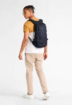 Eastpak Unisex FLOID/CORE SERIES Sac à Dos Mono Night -Eastpak Sacs Magasin 5962d6fdc27a4e5b999ce597982c2125