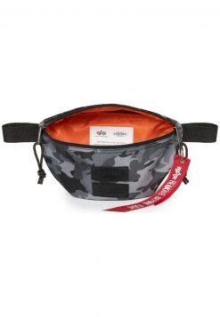 Eastpak SPRINGER Sac Banane Alpha Camo Femme -Eastpak Sacs Magasin 69bd1fd94b0444c49c336e2fd1ba7d35