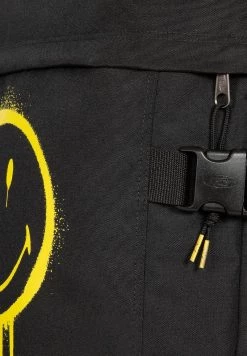 Eastpak TRANVERZ L ROLLEN Set De Valises Smiley Graffiti Black Unisex -Eastpak Sacs Magasin 70028921ec19422b87b924976a666856