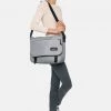 Eastpak Unisex CORE COLORS/AUTHENTIC Sac Bandoulière Sunday Grey -Eastpak Sacs Magasin 782b95c8c08d4f5b9912d34c7050c55c