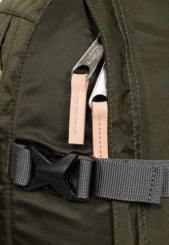 Eastpak Unisex FLOID Sac à Dos Cs Satin Khaki -Eastpak Sacs Magasin a27f7ba2b18b4fcf8b19cf7bf4bc7a33