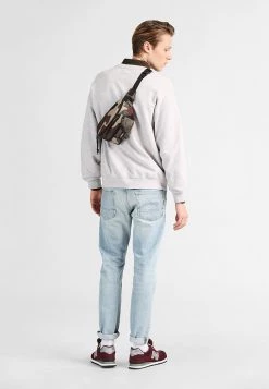 Eastpak Unisex DOGGY BAG CORE COLORS Sac Banane Camo