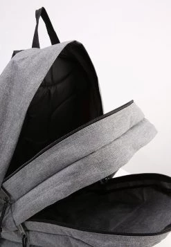 Eastpak Homme PINNACLE Sac à Dos Sunday Grey -Eastpak Sacs Magasin c4a74a10149c493ba34471703e396b55