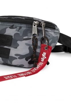Eastpak SPRINGER Sac Banane Alpha Camo Femme -Eastpak Sacs Magasin c81ca634fb6b42548f96d653e56da531