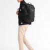Eastpak Unisex EVANZ/CORE SERIES Sac à Dos Black -Eastpak Sacs Magasin dbf7a2d8967b431a9de8d9dffa60b451
