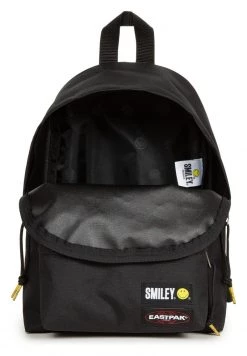 Eastpak ORBIT Sac à Dos Smiley Graffiti Black Unisex -Eastpak Sacs Magasin e11d82f7621441efbeff008ba5fb2405