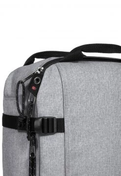 Eastpak Unisex LAPTOPFACH Sac De Randonnée Sunday Grey -Eastpak Sacs Magasin e9ee289ff5d54f1a94143ef9294a5a98